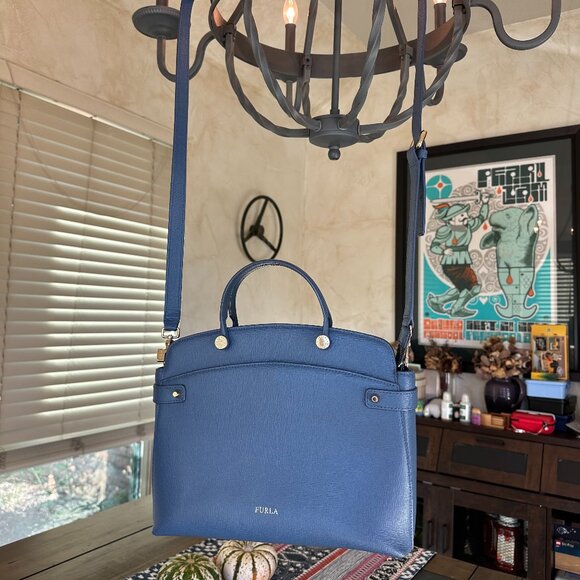 Furla Agata Crossbody Satchel Saffiano Dusty Blue Leather Handbag, Like new - Picture 1 of 11